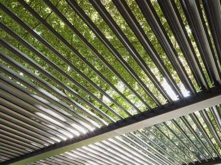 Vorschau: Suns Terrassendach Pavillon Maranza Matt Royal grey 360x350cm